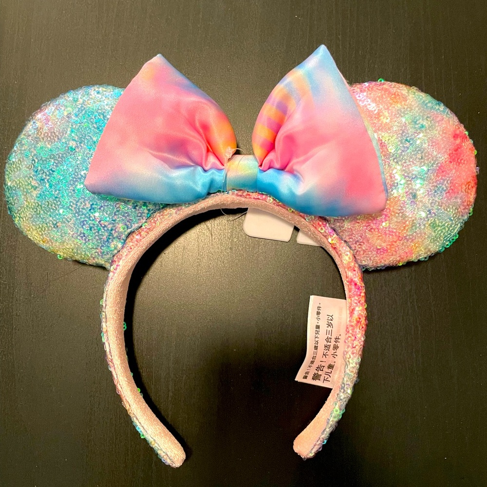 NWT Pastel Rainbow Tie Dye Sequined Minnie Ears